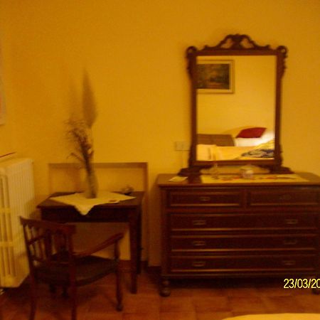 B&B San Nicola Serramazzoni Kültér fotó