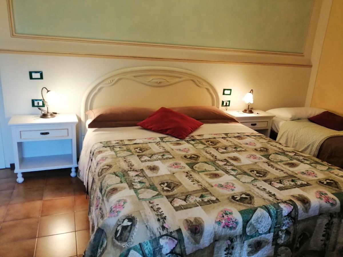B&B San Nicola Serramazzoni Kültér fotó