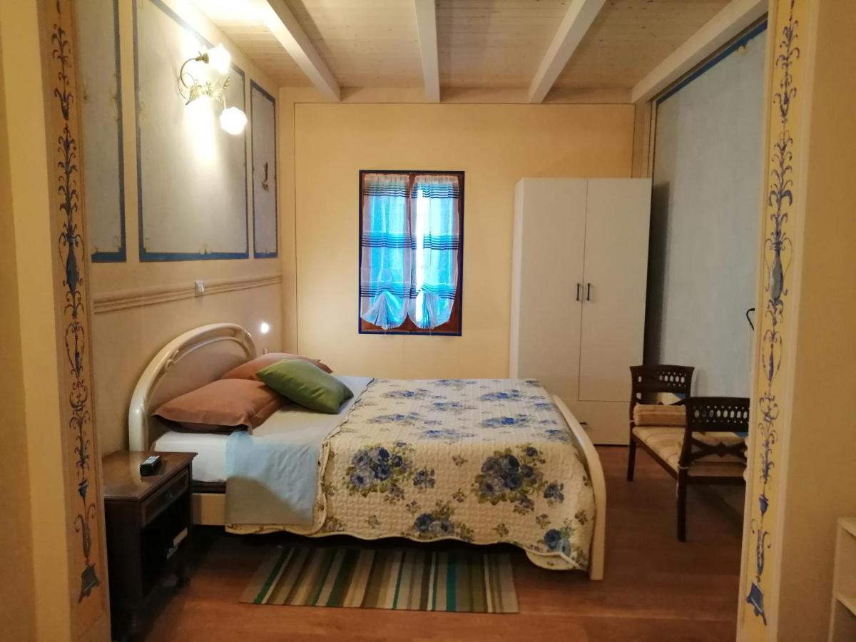 B&B San Nicola Serramazzoni Kültér fotó