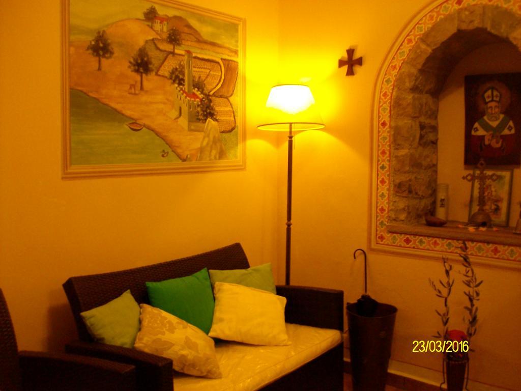 B&B San Nicola Serramazzoni Kültér fotó