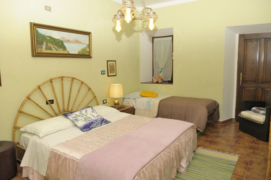 B&B San Nicola Serramazzoni Kültér fotó